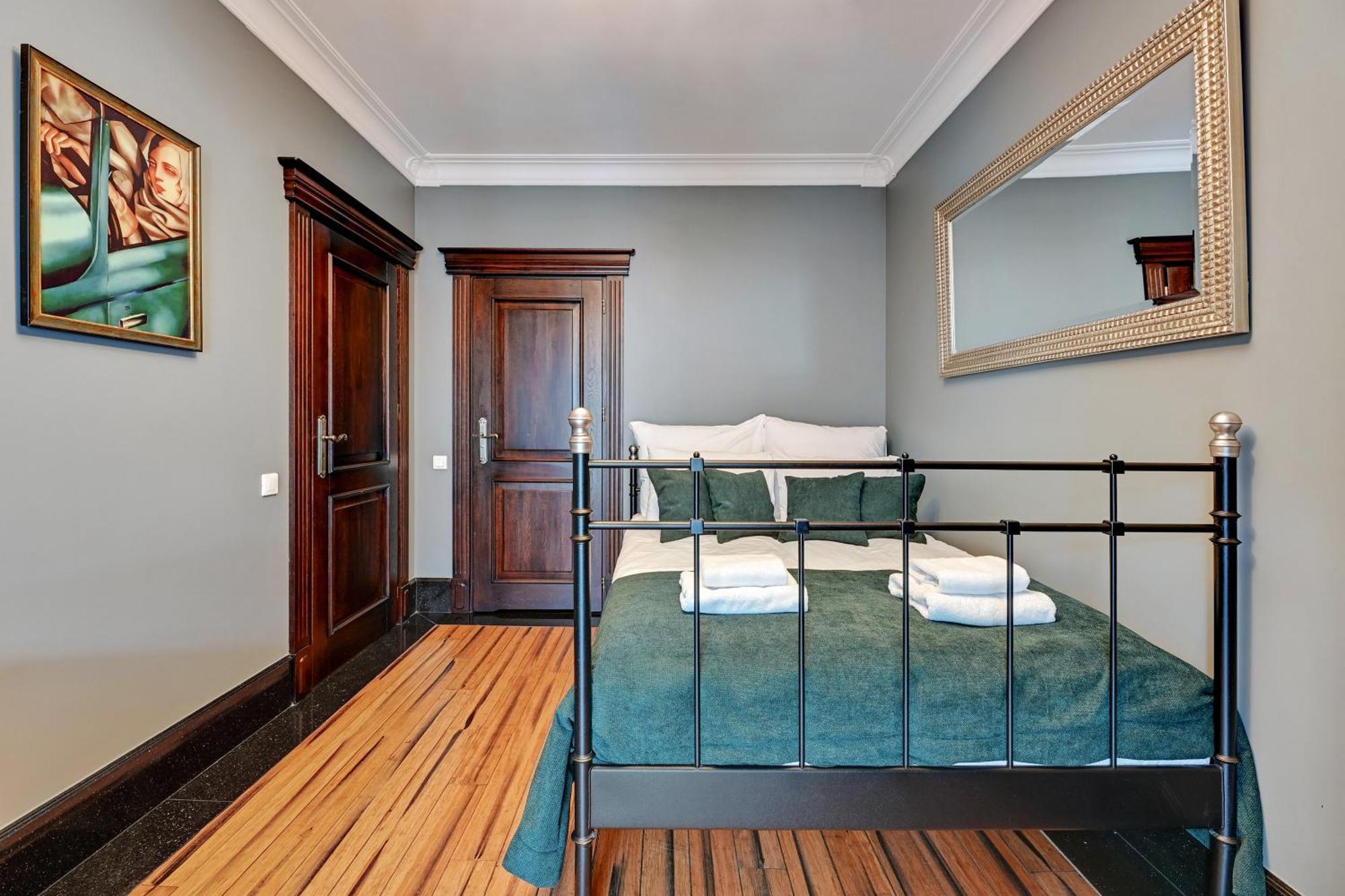 Waterlane Riverside Spa, Pool & Gym By Downtown Apartments Danzig Exterior foto